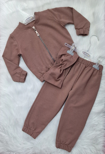 Gracja Bambarillo beżowy – spodnie dziewczęce dziecięce | Styl i komfort na co dzień