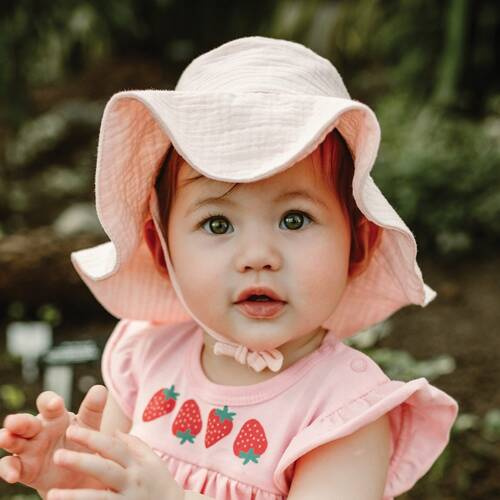 Kapelusz muślinowy Strawberry & Love Eevi- różowy