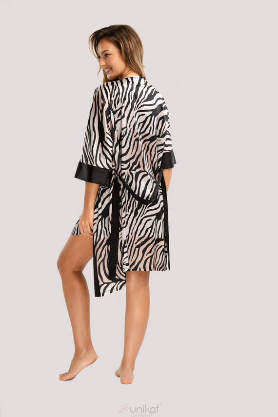 Unikat Braga – satynowy szlafrok damski zebra, elegancki, z czarną lamówką