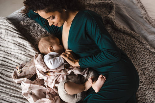 Bambusowa koszula nocna ciążowa i do karmienia długi rękaw Moon Milk&Love butelkowa zieleń