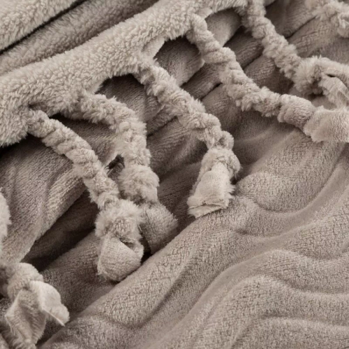 Koc narzuta z frędzlami Emma Eurofirany beżowy 