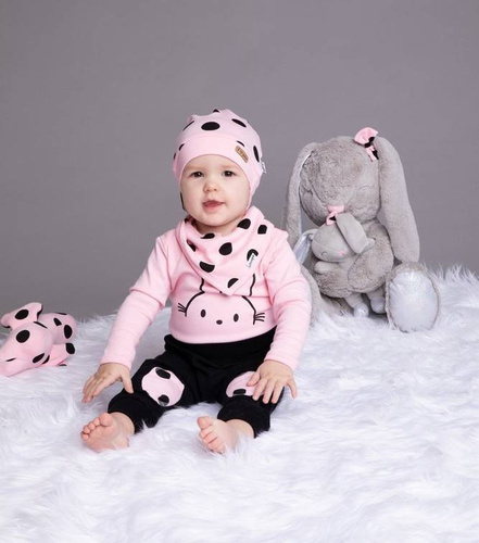 Komplet czapka, apaszka, body i spodnie 163381 "Bunny Groszki" Nicol - róż