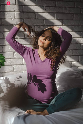 Bluzka do karmienia i ciążowa z dekoltem w serek Milk Shirt jagodowy 