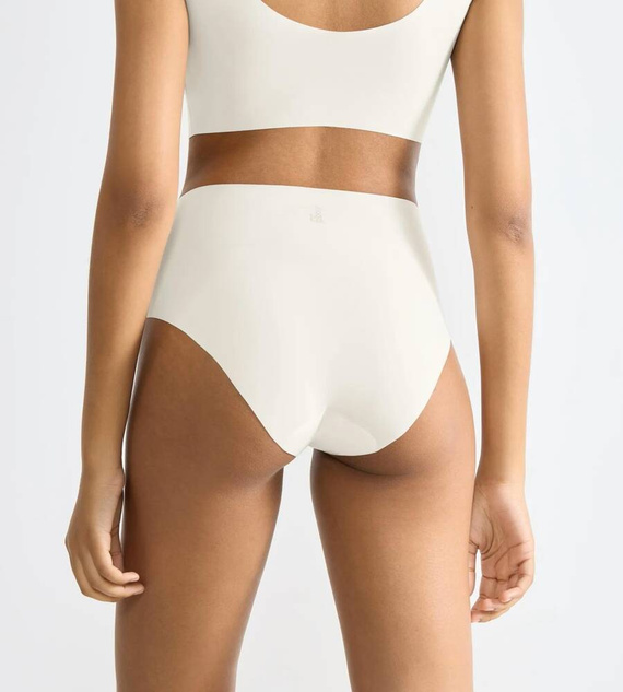 Figi Damskie Zero Feel 2.0 High Waist Sloggi  -  silk white 