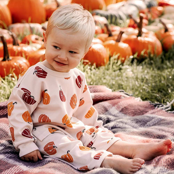 Piżama dziecięca Eevi Halloween – ecru, dynie, bawełna, wygodna