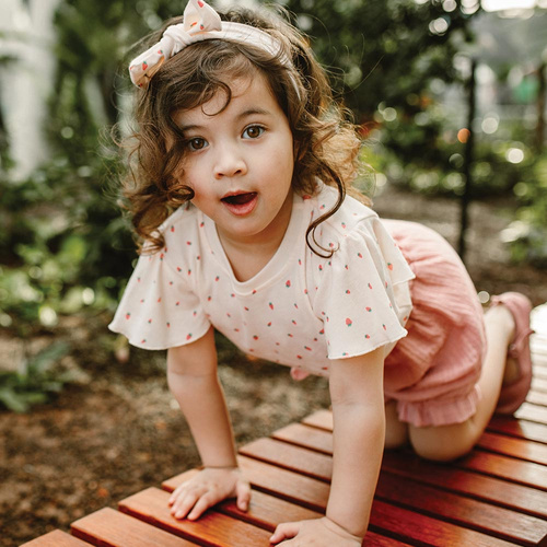 Szorty muśllinowe Strawberry & Love Eevi-koral