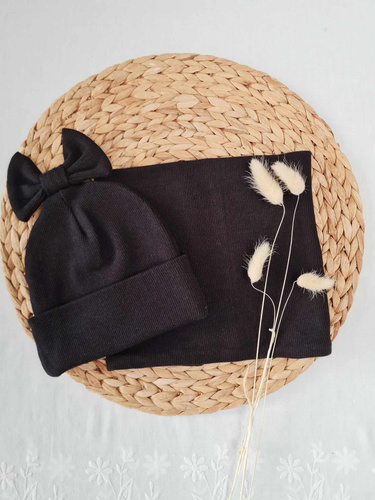 Czapka z kokardką 15K prążek podwójna Marija - czarny