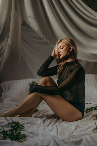 Bluzka Damska Glamour Teyli - czarny