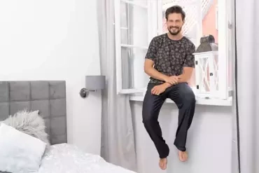 Piżama Męska z krótkim rękawem i spodenkami Pinus Italian Fashion - druk/grafit