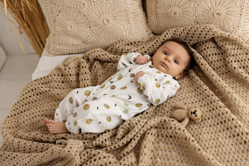 Pajac muślinowy "Apples Muslin" Makoma