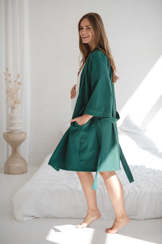 Milk&Love szlafrok ciążowy butelkowa zieleń– bawełniana dzianina, elastyczny, idealny na połóg