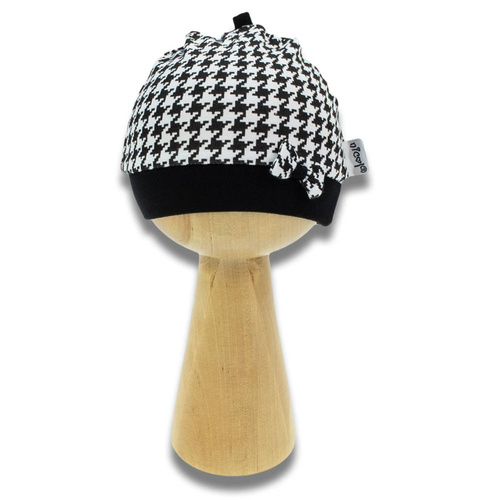 Czapeczka 198054 Viki Nicol 