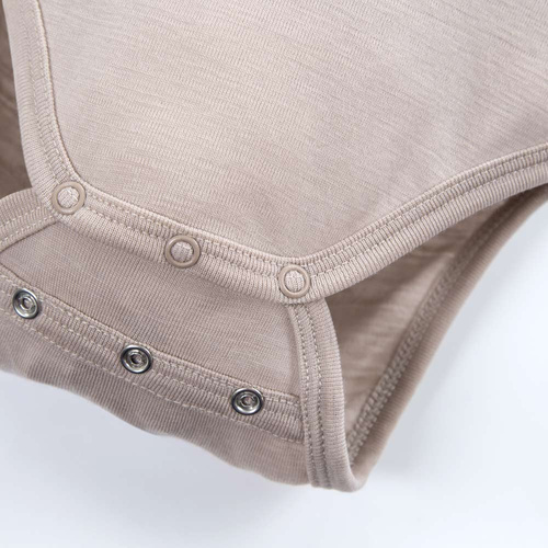 Body z wełny merynosów Eevi - beżowe 