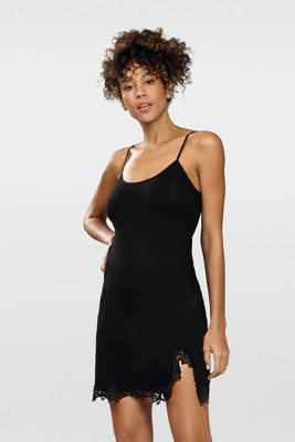 Halka Emma – wygodna i kobieca z koronką - czarny