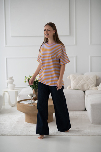 T-shirt do karmienia i ciąży Mamahood oversize z krytymi zamkami OEKO-TEX Milk&Love miodowo-liliowe paski