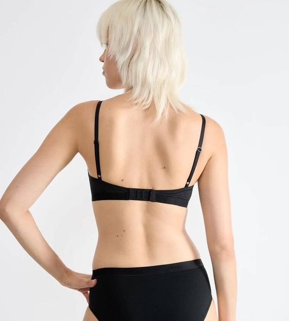 Biustonosz z wkładkami P GO Casual Sloggi - czarny