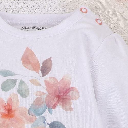 Body z bawełny organicznej Kolorowe kwiatki Nini biały 