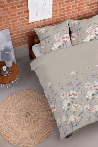 5636 A Detexpol Pastel Flowers beżowa w kwiaty morelowo-różowe– pościel flanelowa bawełniana, miękka i przytulna