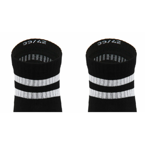 SKB05 Skarpety sportowe krótkie Sesto Senso czarny 