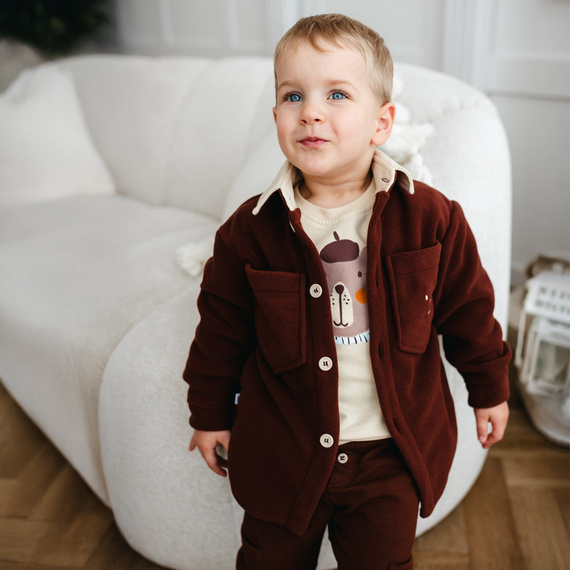 Eevi Beary Cool – dziecięca kurtka polarowa czekoladowa, z haftem