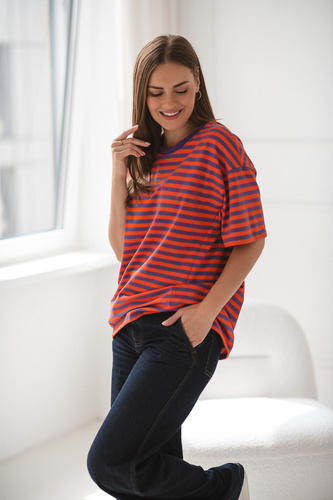 T-shirt do karmienia i ciąży Mamahood oversize z krytymi zamkami OEKO-TEX Milk&Love fioletowo-pomarańczowepaski