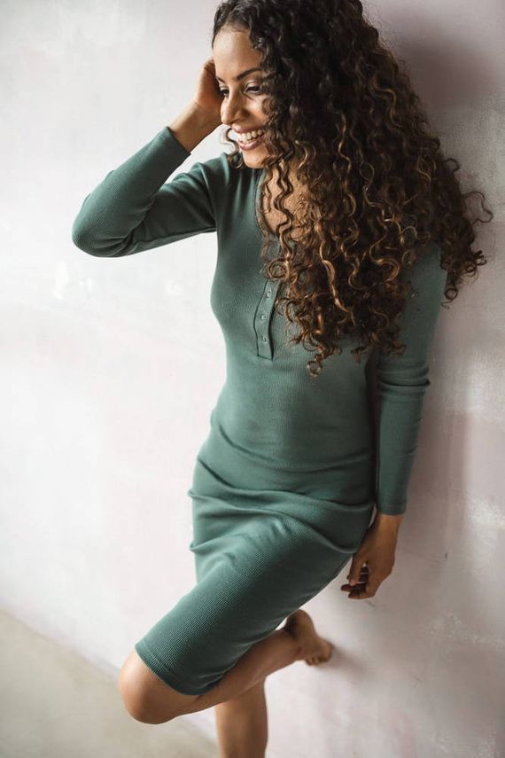 Sukienka ciążowa i do karmienia z dzianiny w prążek Tummy Milk&Love miętowy