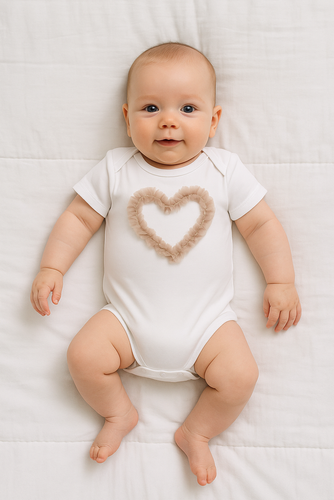 Body z krótkim rękawem Mia Bambarillo beżowe serce 