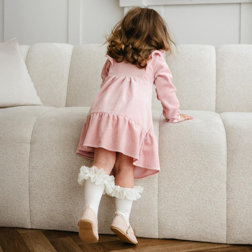 Różowa sukienka welurowa Fluffy Tails Eevi – długi rękaw, falbanki na ramionkach
