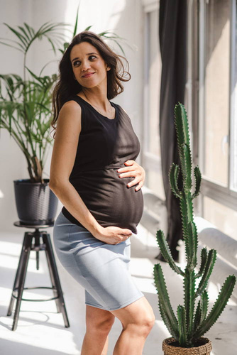 Tummy spódnica ciążowa z dzianiny w prążki Milk&Love błękitny