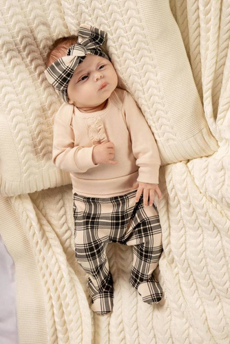 163633 Magia Świąt Body z długim rękawem Nicol - beżowy/ falbanka