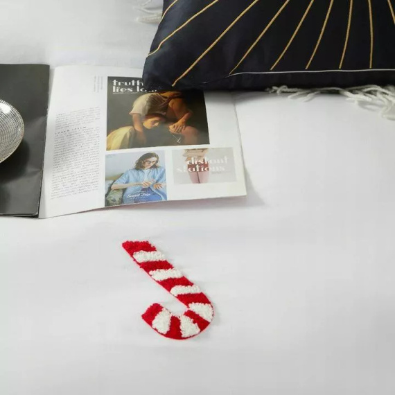 Świąteczna pościel z mikrofibry z motywem laski cukrowe Cuty Candycanes– Spod Igły i Nitki, zapięcie na zamek
