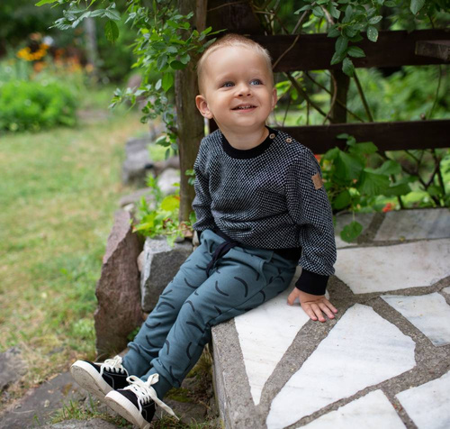 Sweter dla chłopca Le Tigre Pinokio - czarny 