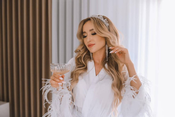 Szlafrok damski satynowy Marie ByShelly - biały