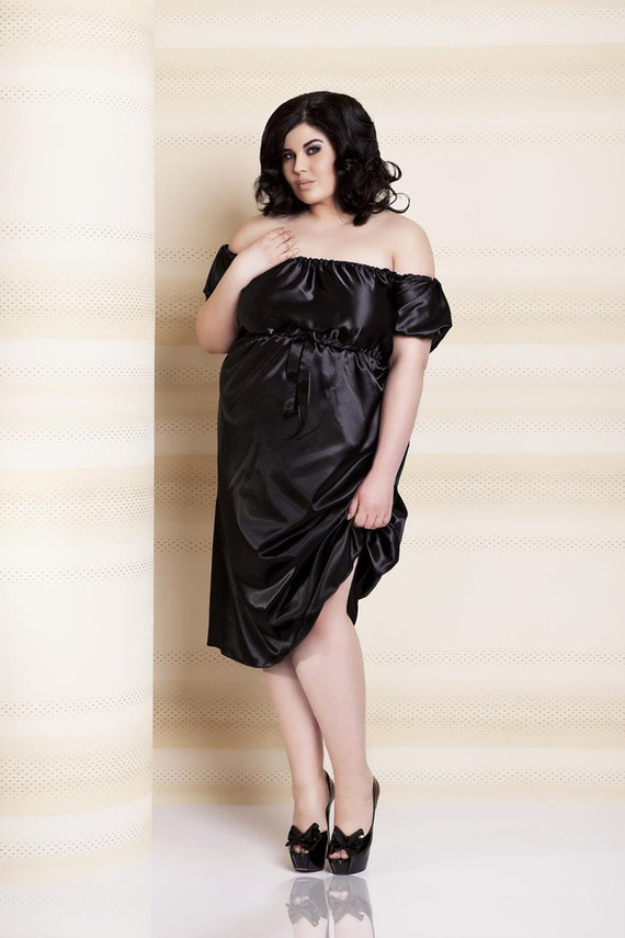 Halka satynowa koszulka damska Anabel DKaren - Czarny