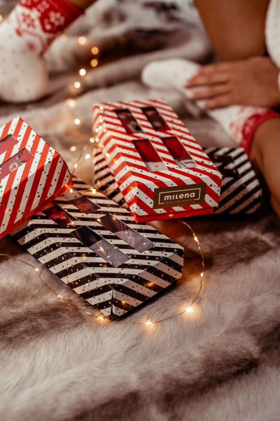 Milena 0811.016 – damski zestaw 3 świątecznych skarpetek w pudełku