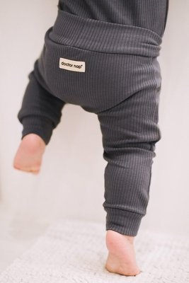 SPO.4284 Spodnie niemowlęce Doctor Nap - graphite