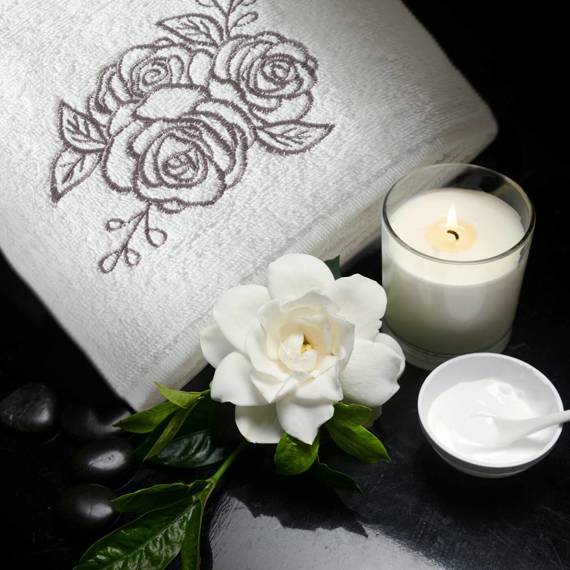 Komplet ręczników Rosalia z haftem z motywem róż Eurofirany biały/grafitowy   