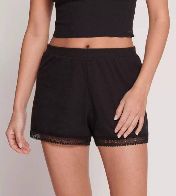 Krótkie spodenki piżamowe GO Ribbed Short Sloggi - black